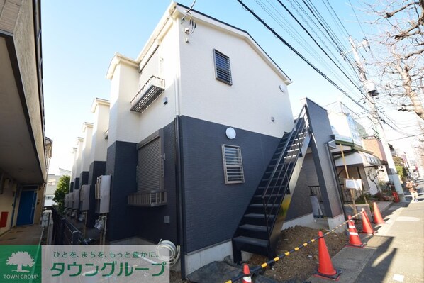 オークランド馬橋の物件外観写真